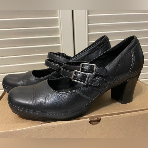 Clarks Shoes - Clarks Mary Janes